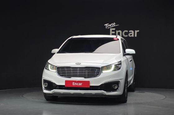Kia Carnival 9-seater Luxury — пробег 82 150 км — фото 3 из 5