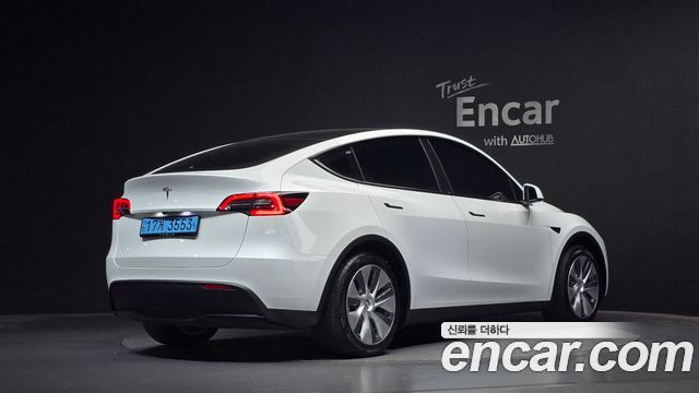 Tesla Model Y RWD — пробег 37 105 км — фото 2 из 5