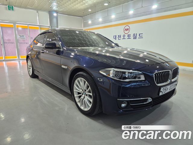 BMW 5-Series 528i Luxury Plus — пробег 60 389 км — фото 3 из 5