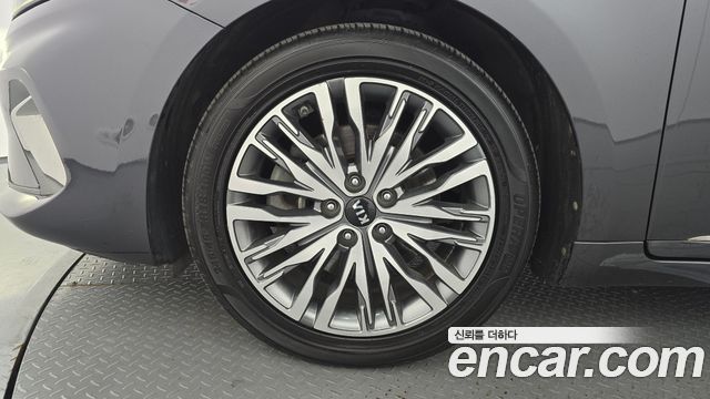 Kia K7 из Кореи Encar