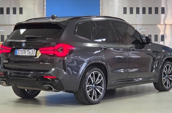 BMW X3 xDrive 30e M Sport — пробег 45 347 км — фото 2 из 5
