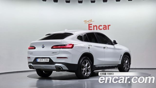 BMW X4 xDrive20i xLine — пробег 111 381 км — фото 2 из 5