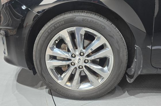 Kia Carnival 9-seater Prestige — пробег 158 021 км — фото 5 из 5