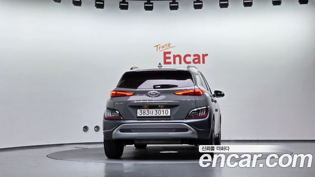 Hyundai Kona из Кореи Encar
