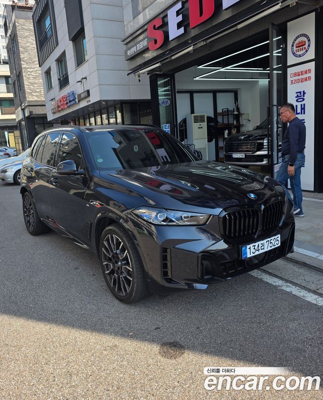 BMW X5 xDrive 30d M Sport — пробег 5 950 км — фото 1 из 5