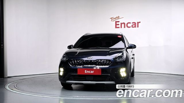 Kia Niro 1.6 HEV Noblesse Special — пробег 168 342 км — фото 3 из 5
