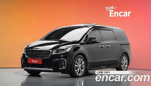 Kia Carnival 9-Seater Noblesse Special — пробег 120 178 км — фото 1 из 5