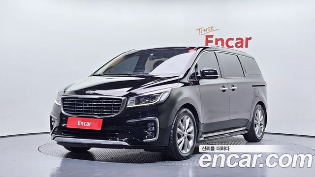 Kia Carnival 9-Seater Noblesse Special — пробег 183 979 км — фото 1 из 5