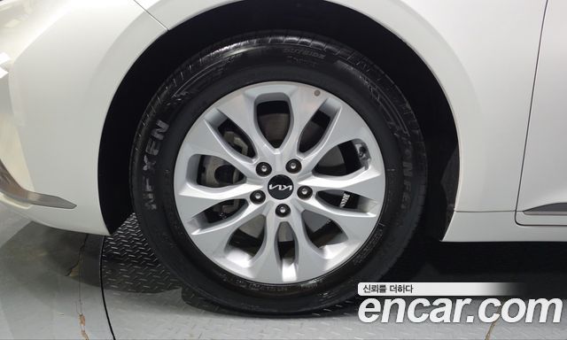 Kia K8 из Кореи Encar