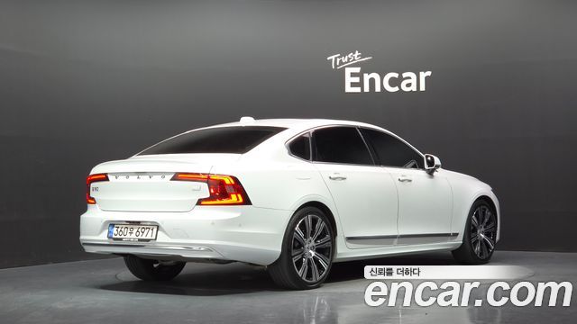 Volvo S90 T8 AWD Ultimate Bright — пробег 48 363 км — фото 2 из 5