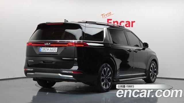 Kia Carnival Gasoline 9-Seater Signature — пробег 82 935 км — фото 2 из 5