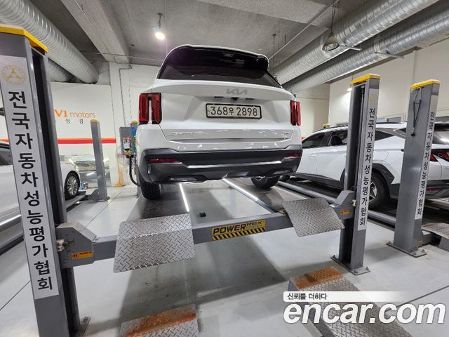 Kia Sorento HEV 1.6 2WD Gravity — пробег 17 552 км — фото 2 из 2
