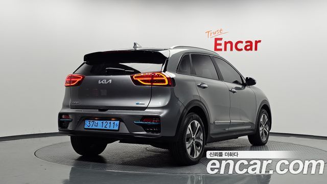 Kia Niro Noblesse — пробег 39 795 км — фото 2 из 5