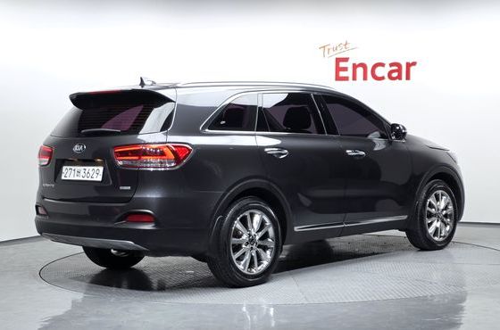 Kia Sorento Diesel 2.0 2WD Prestige — пробег 135 847 км — фото 2 из 5