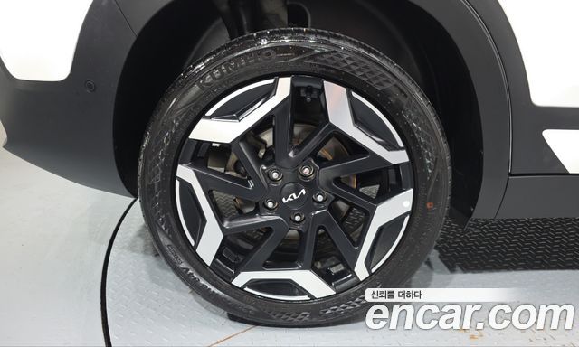 Kia Seltos из Кореи Encar