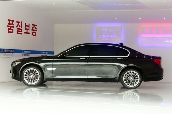 BMW 7-Series 750Li xDrive — пробег 135 000 км — фото 5 из 5