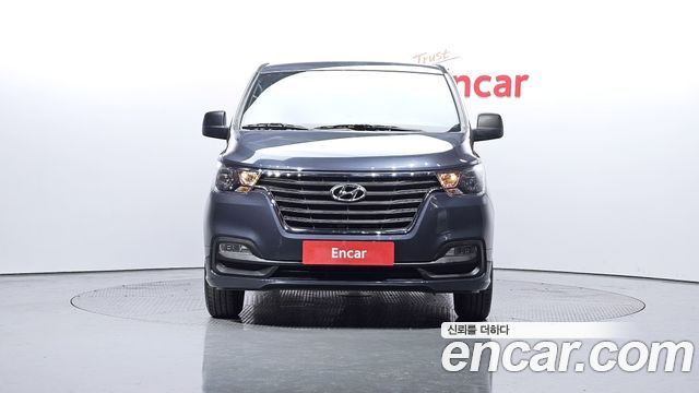 Hyundai Starex Van 5-Seater Smart — пробег 62 369 км — фото 3 из 5