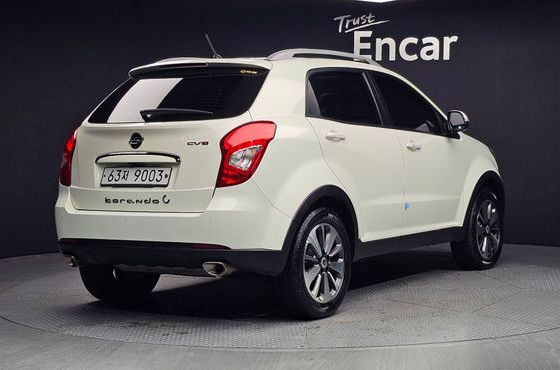 SsangYong KORANDO 2.0 CVT 2WD Deluxe — пробег 124 234 км — фото 2 из 5