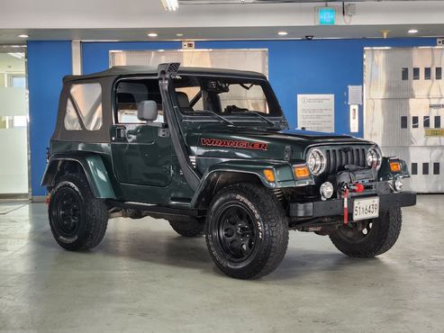 Jeep Wrangler 4.0 — пробег 85 000 км — фото 5 из 5