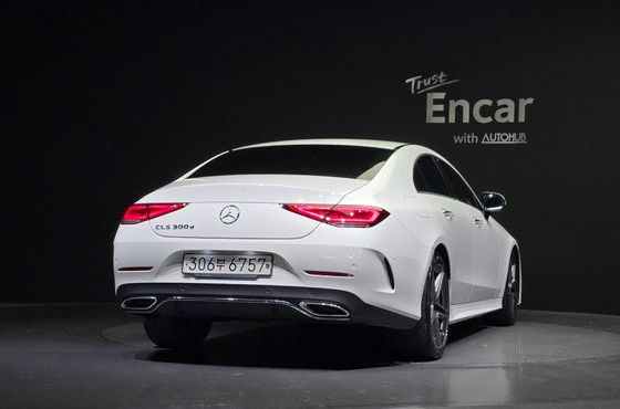Mercedes-Benz CLS-Class CLS300d AMG Line — пробег 75 435 км — фото 4 из 5