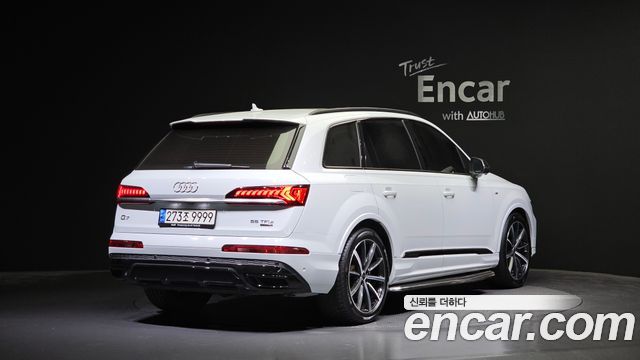 Audi Q7 55 TFSI Quattro Premium — пробег 74 633 км — фото 2 из 5