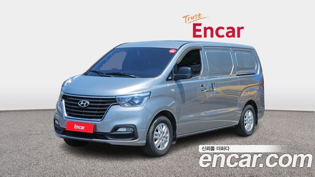Hyundai Starex Van 3-Seater Smart — пробег 135 740 км — фото 1 из 5