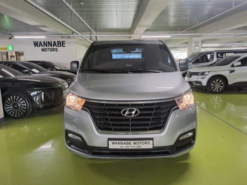 Hyundai Starex Van 3-Seater Smart — пробег 66 619 км — фото 3 из 5