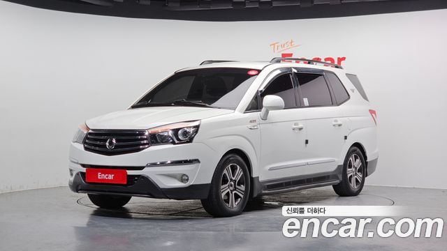 Ssangyong KORANDO 4WD 9-Seater Adventure 60th Edition — пробег 106 391 км — фото 1 из 5