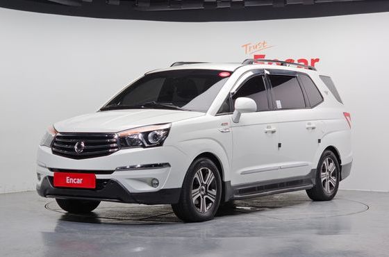Ssangyong KORANDO 4WD 9-Seater Adventure 60th Edition — пробег 106 391 км — фото 1 из 5