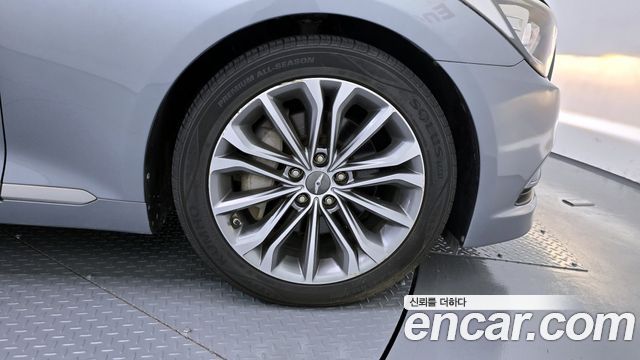 Hyundai Genesis из Кореи Encar