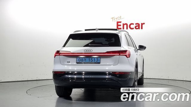 Audi Q8 e-tron из Кореи Encar