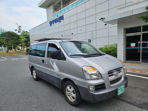 Hyundai Starex 9-Seater CRDi GRX Deluxe — пробег 146 000 км — фото 3 из 5