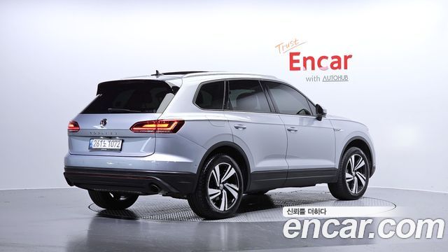 Volkswagen Touareg 3.0 TDI Premium — пробег 116 659 км — фото 2 из 5