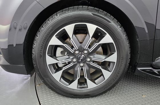 Kia Carnival 9-Seater Signature — пробег 38 719 км — фото 5 из 5