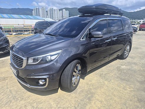 Kia Carnival 9-seater Noblesse — пробег 190 895 км — фото 1 из 5