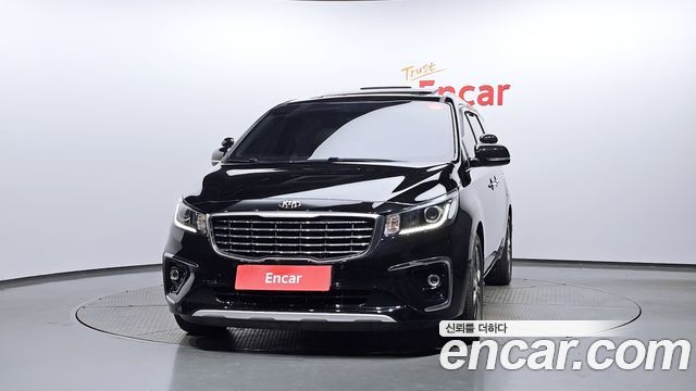 Kia Carnival 9-Seater Prstige — пробег 141 501 км — фото 3 из 5