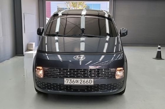 Hyundai Staria 4WD Tourer 11-Seater Modern — пробег 10 033 км — фото 3 из 5