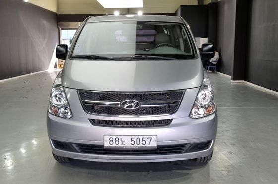 Hyundai Starex 5-Seater VAN CVX Deluxe — пробег 81 817 км — фото 3 из 5