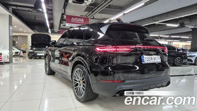 Porsche Cayenne 3.0 E-HYBRID PLATINUM EDITION — пробег 23 402 км — фото 5 из 5
