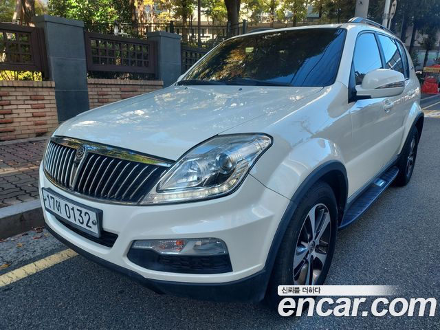 Ssangyong Rexton 2.2 4WD RX7 Prestige — пробег 176 000 км — фото 2 из 5