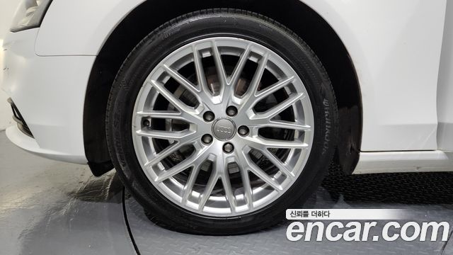 Audi A4 из Кореи Encar
