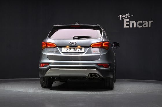 Hyundai Santafe Diesel 2.0 2WD Premium — пробег 80 261 км — фото 4 из 5