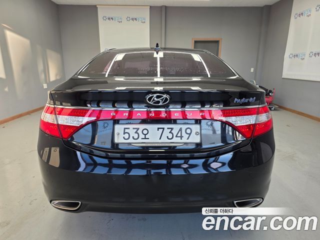 Hyundai Grandeur Premium — пробег 207 139 км — фото 4 из 5