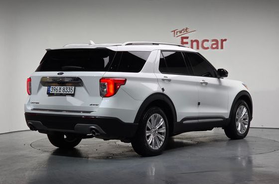 Ford Explorer 2.3 LimIted 4WD — пробег 23 266 км — фото 2 из 5