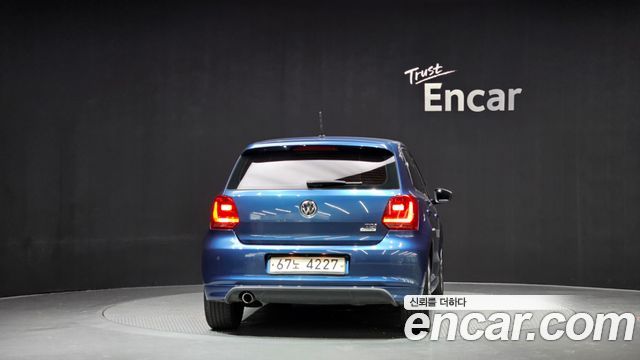 Volkswagen Polo из Кореи Encar