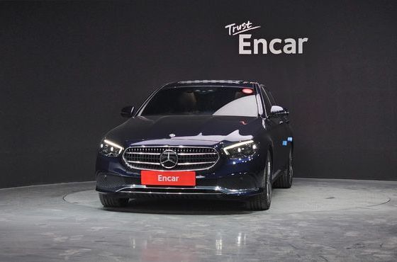 Mercedes-Benz E-Class E350 4MATIC Avantgarde — пробег 50 418 км — фото 3 из 5