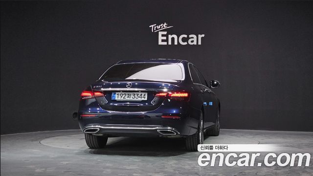 Mercedes-Benz E-Class из Кореи Encar