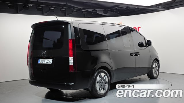 Hyundai Staria из Кореи Encar