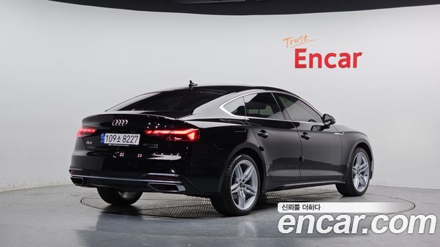 Audi A5 40 TFSI Quattro Sportback — пробег 30 832 км — фото 2 из 5