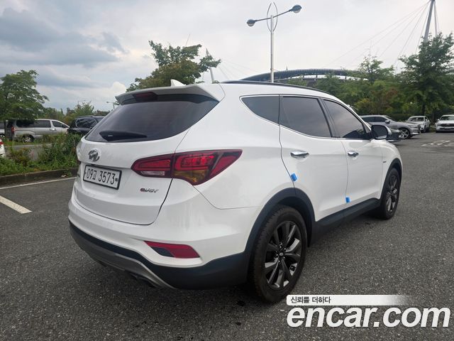 Hyundai Santafe Diesel 2.0 2WD 1 Million — пробег 107 626 км — фото 2 из 5